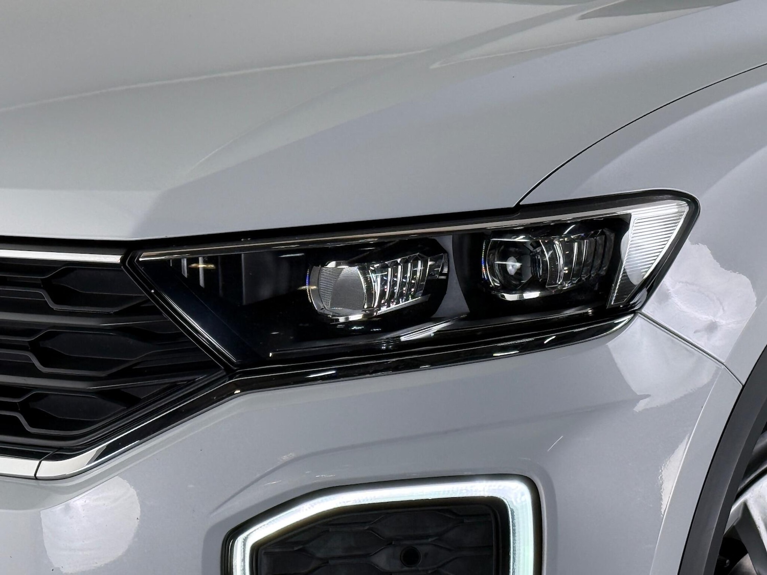 Used Volkswagen T-Roc 2018 for sale - 77259912: Photo 6