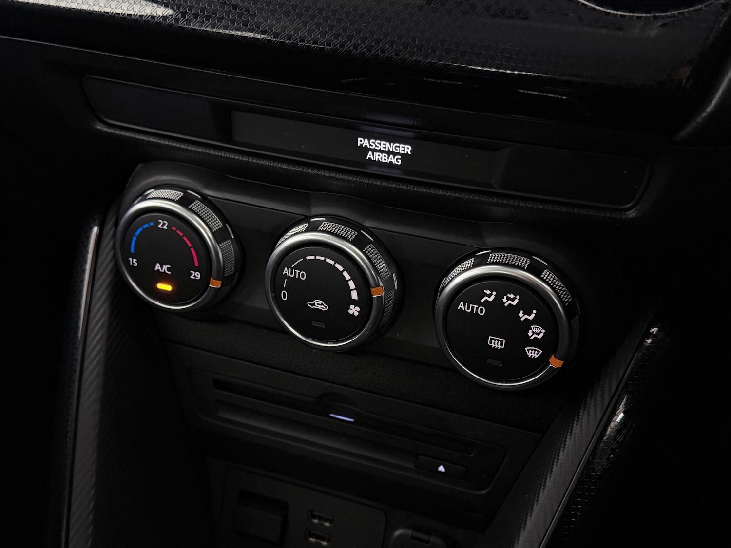 Used Mazda Mazda2 2017 for sale - 77221635: Photo 29