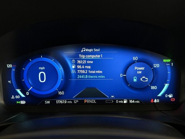 Used Ford Kuga 2023 for sale - 76223430: Photo 29