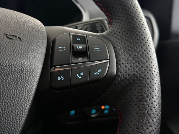 Used Ford Kuga 2023 for sale - 76223430: Photo 30