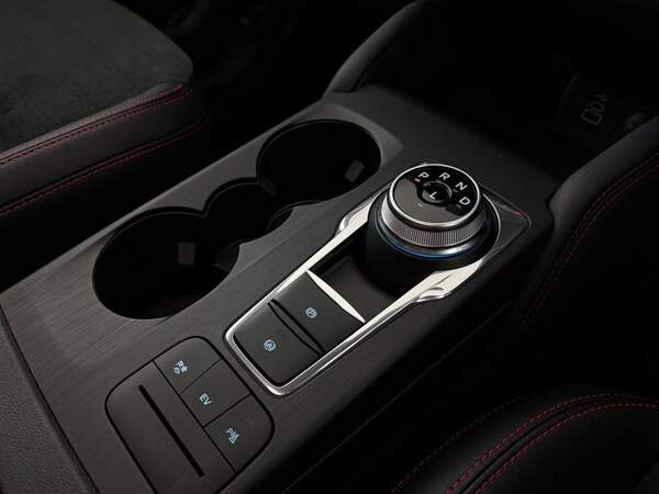 Used Ford Kuga 2023 for sale - 76223430: Photo 46