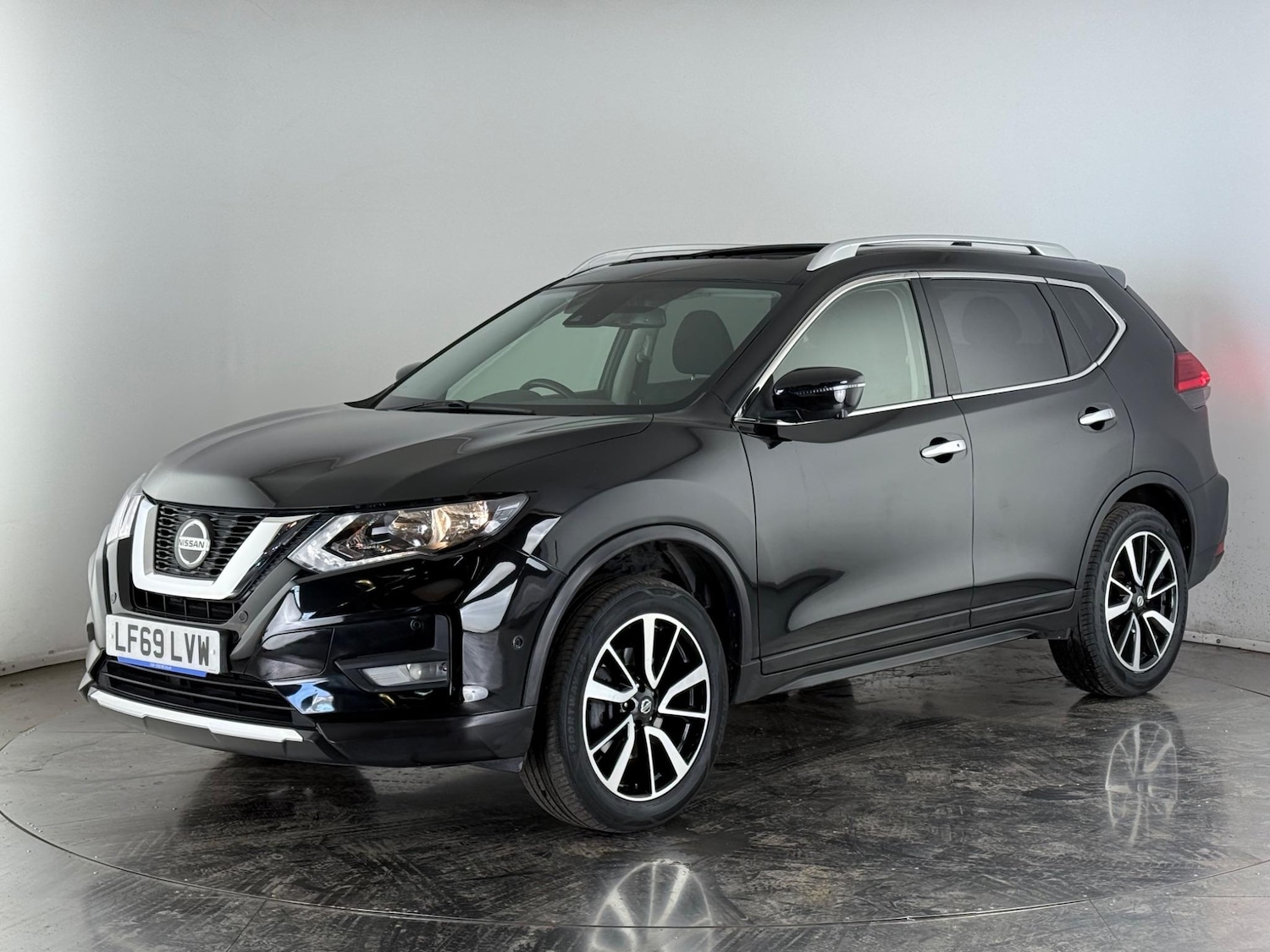 Used Nissan X-Trail 2019 for sale - 76484895: Photo 3