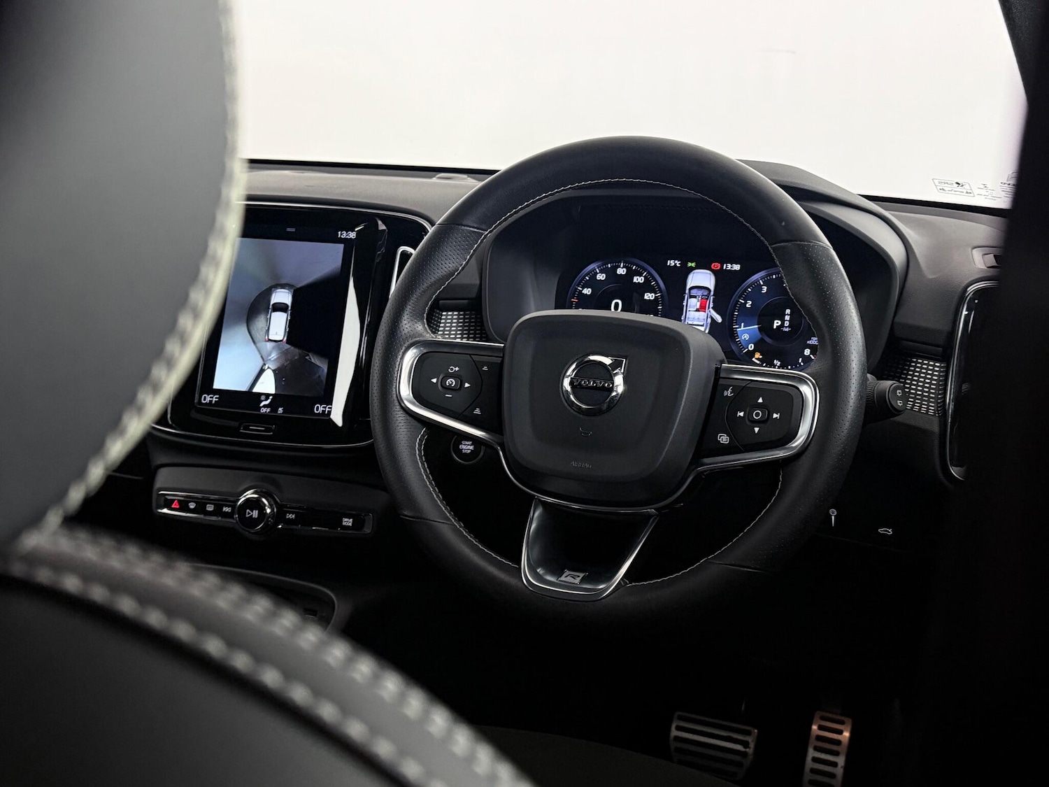 Used Volvo XC40 2018 for sale - 76468519: Photo 25