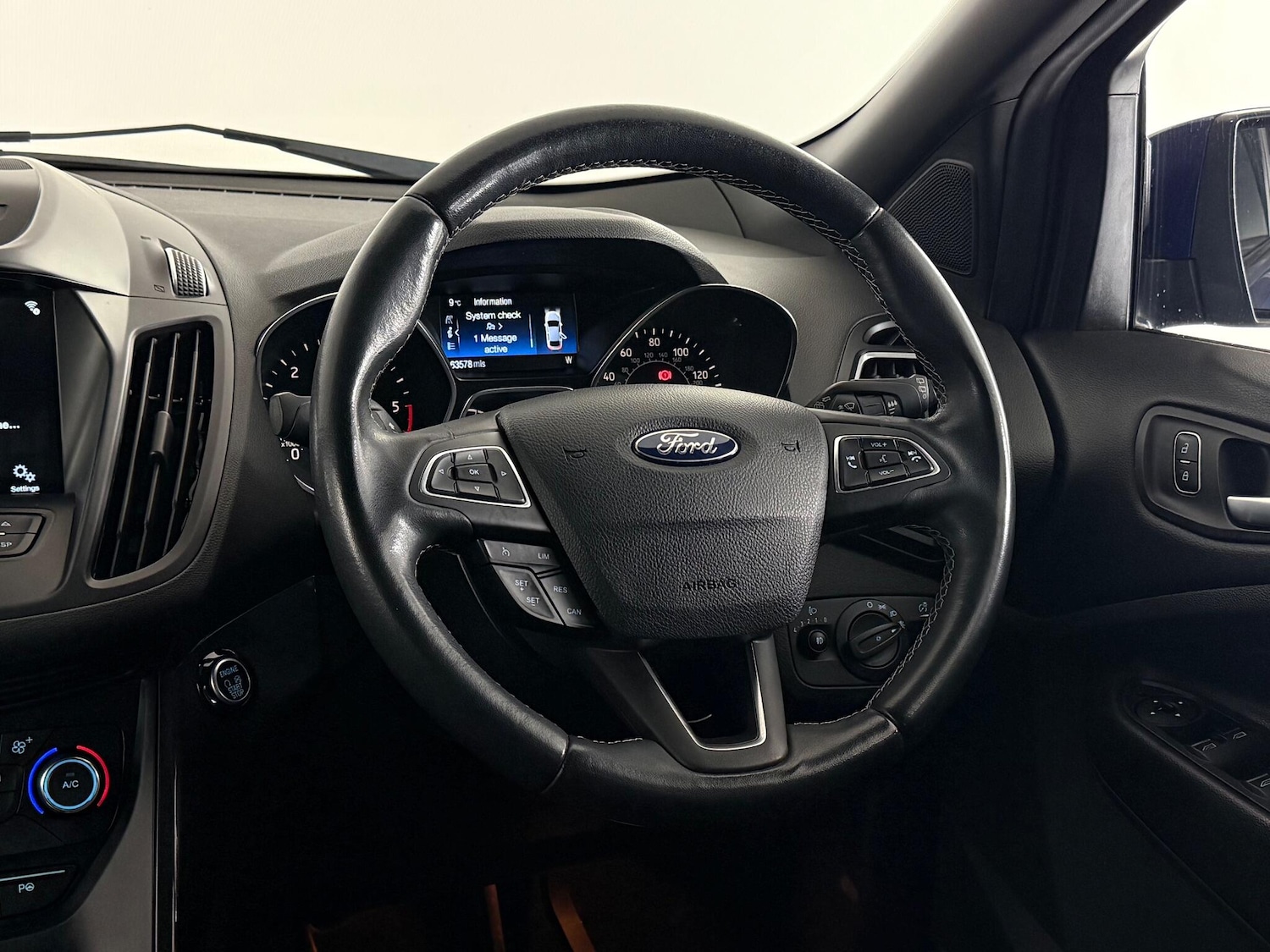 Used Ford Kuga 2017 for sale - 77243702: Photo 17