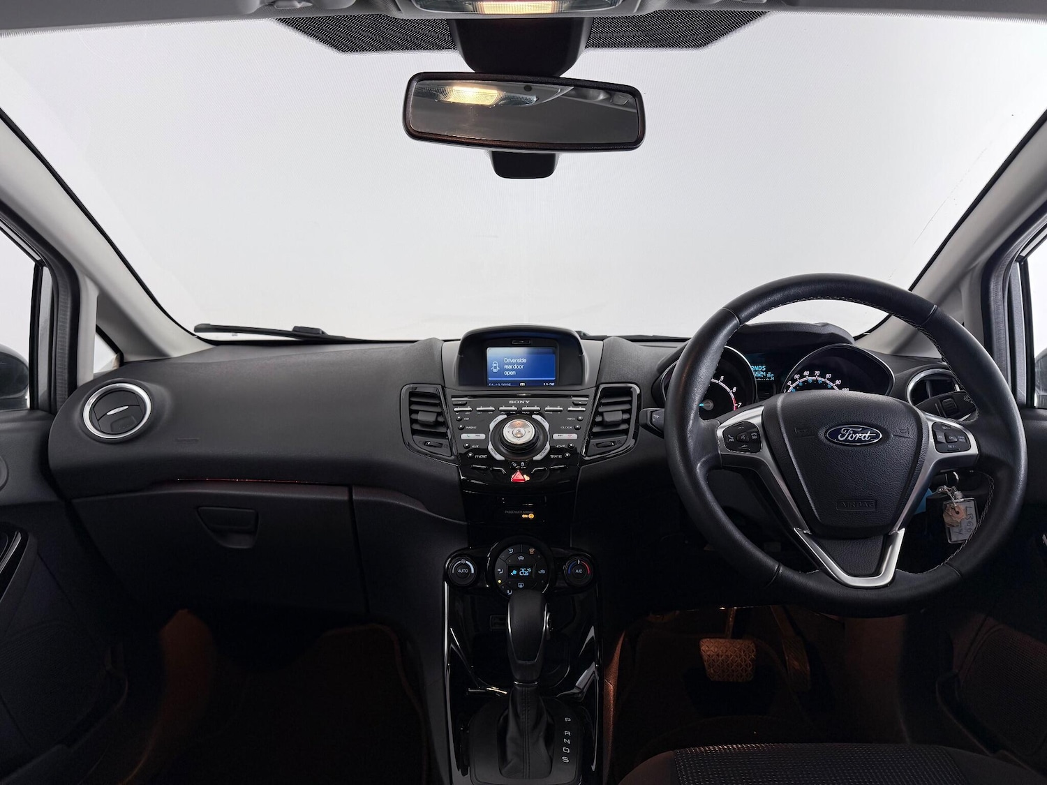 Used Ford Fiesta 2017 for sale - 77260367: Photo 15