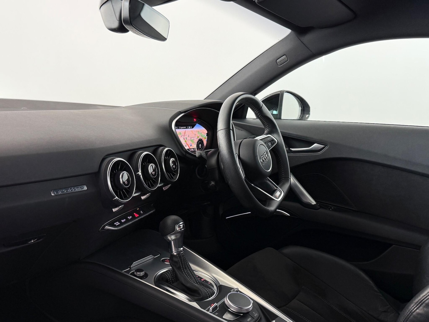 Used Audi TT 2018 for sale - 77222067: Photo 15