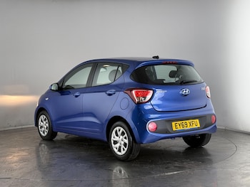 Used Hyundai i10 2019 for sale - 76511973: Photo