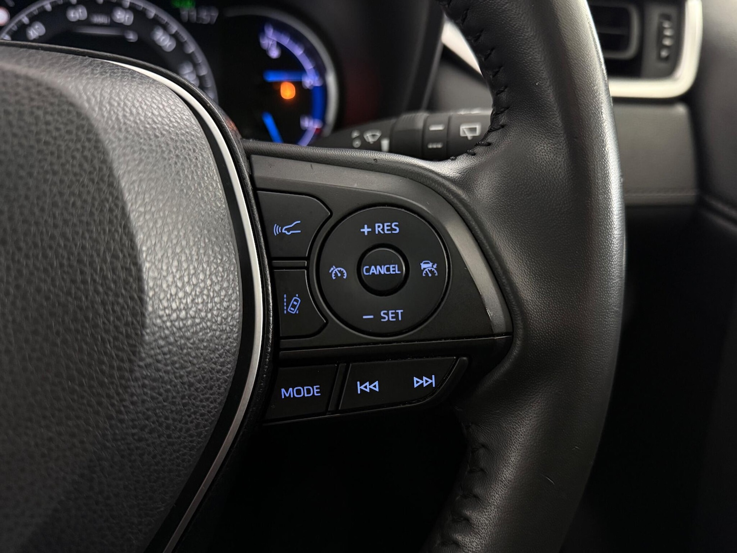 Used Toyota RAV4 2022 for sale - 77221917: Photo 21