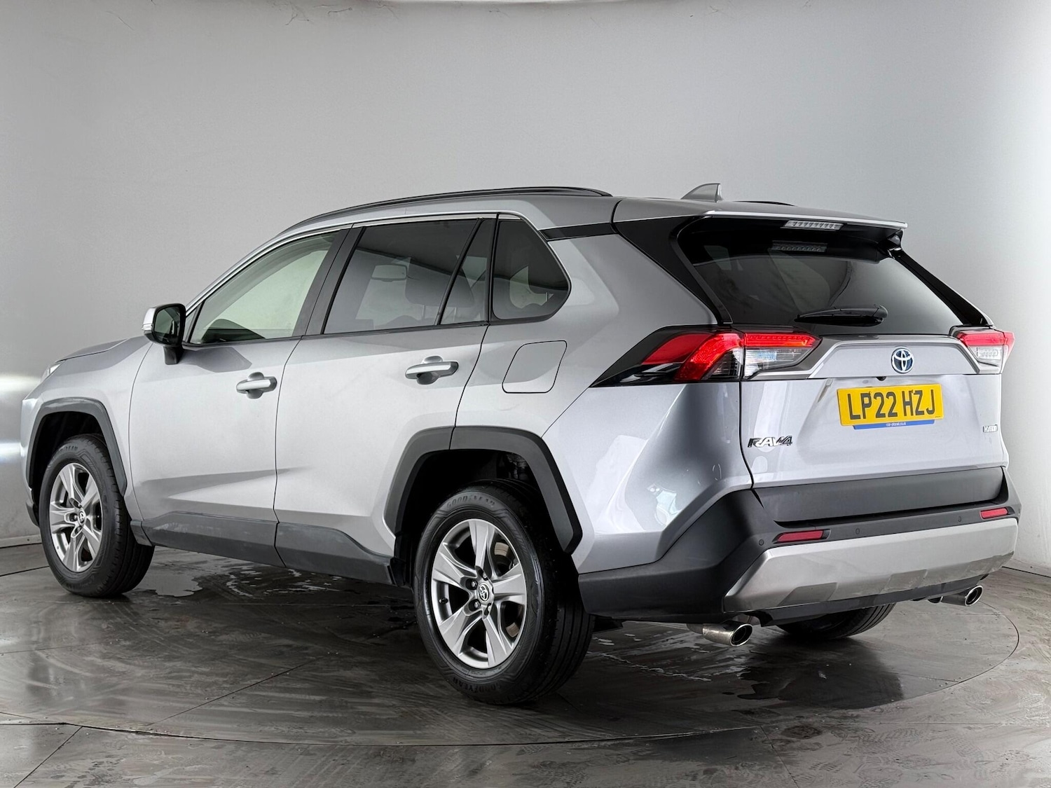 Used Toyota RAV4 2022 for sale - 77221917: Photo 4
