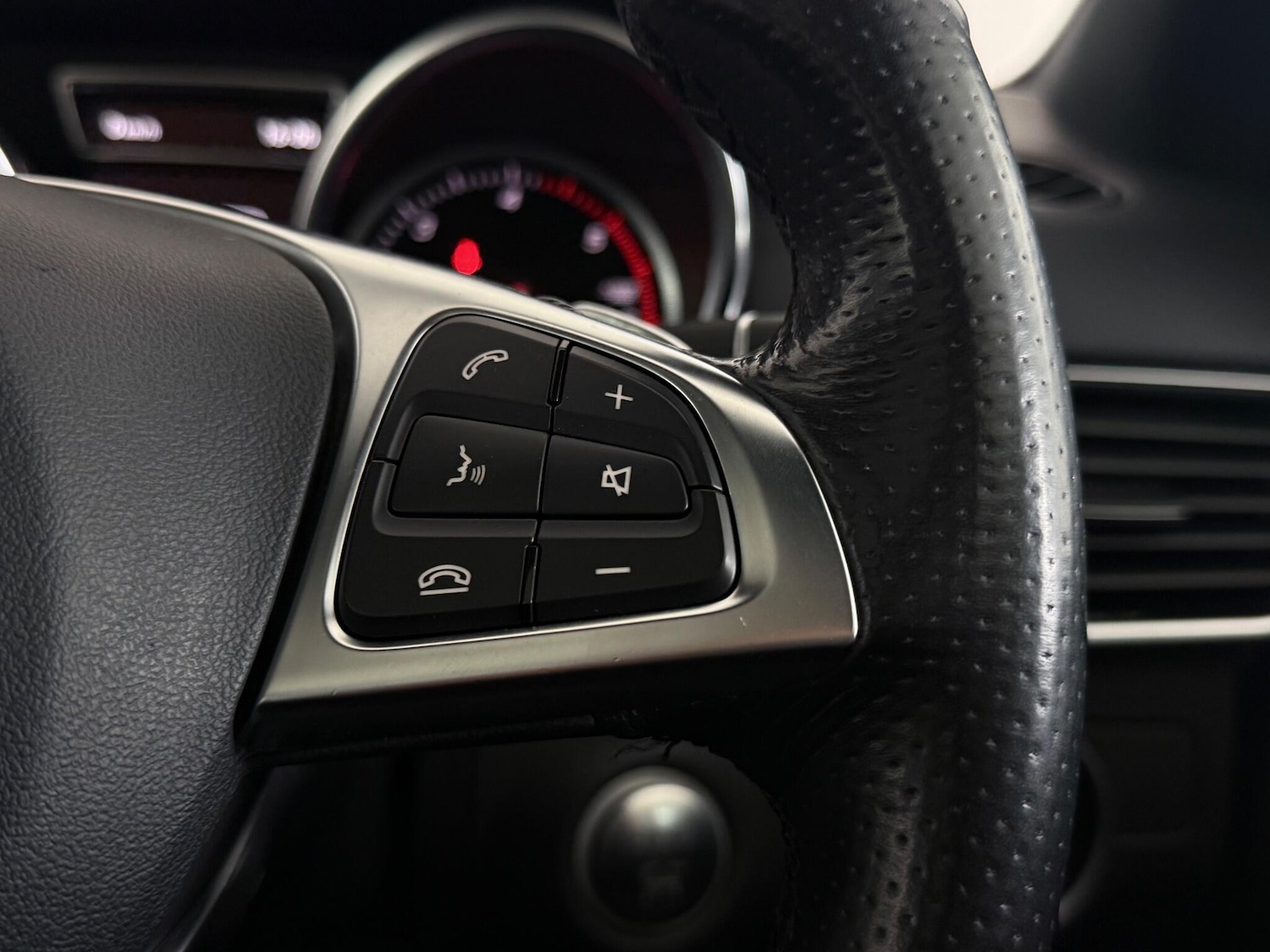 Used Mercedes-Benz GLE 2018 for sale - 77260605: Photo 25