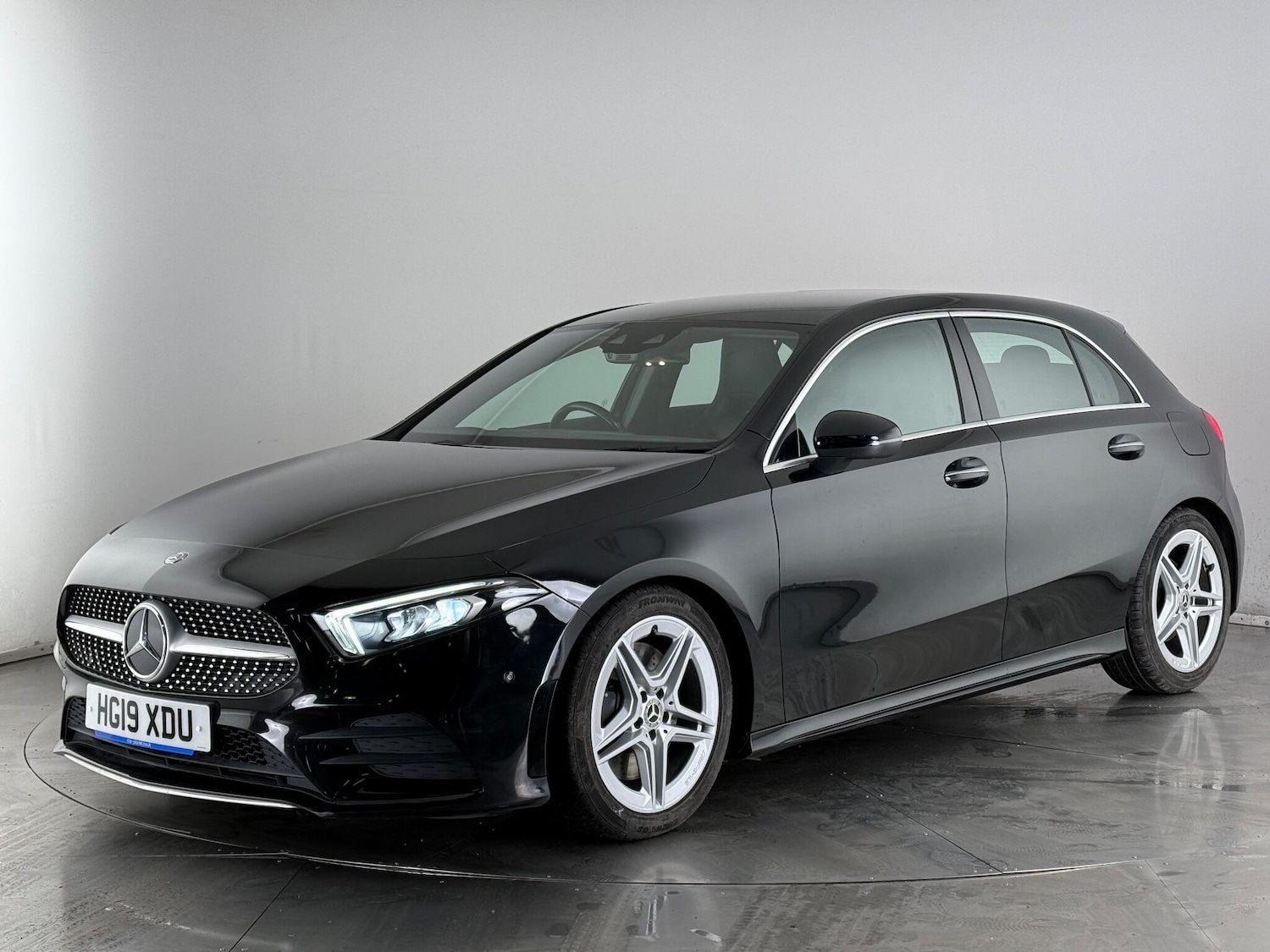 Used Mercedes-Benz A-Class 2019 for sale - 77221695: Photo 2