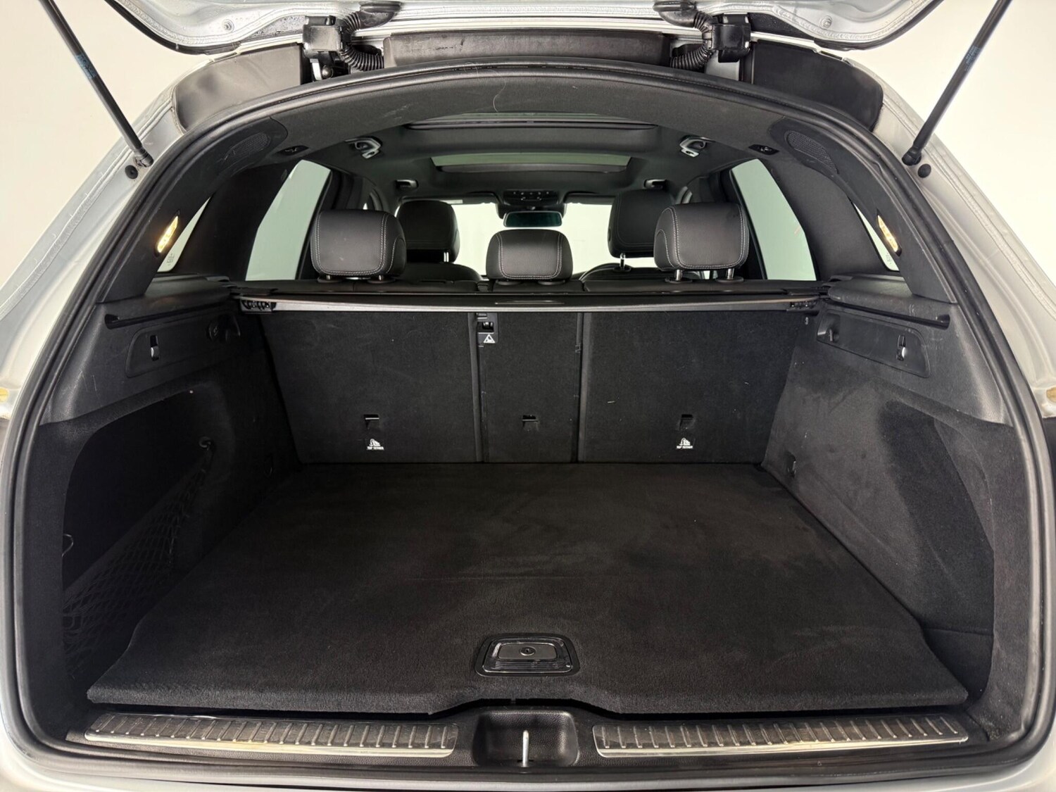 Used Mercedes-Benz GLC 2018 for sale - 77701823: Photo 10