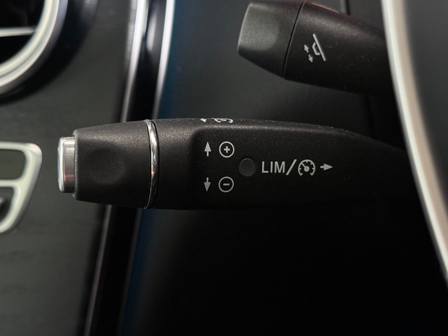 Used Mercedes-Benz GLC 2018 for sale - 77701823: Photo 24