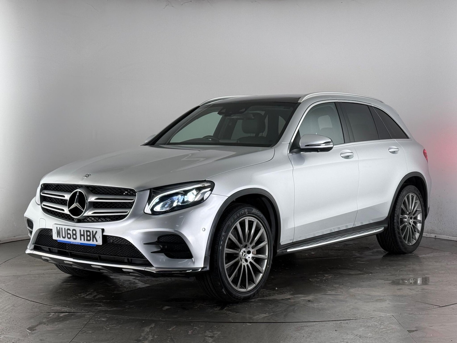 Used Mercedes-Benz GLC 2018 for sale - 77701823: Photo 3