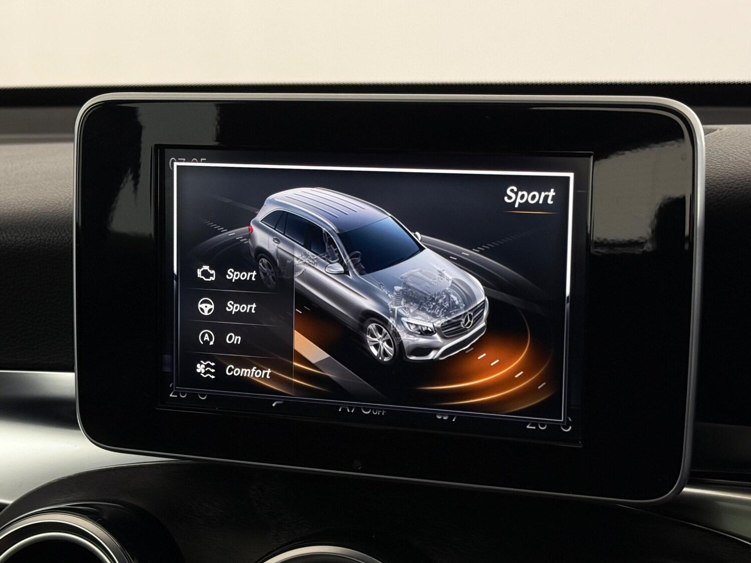 Used Mercedes-Benz GLC 2018 for sale - 77701823: Photo 30