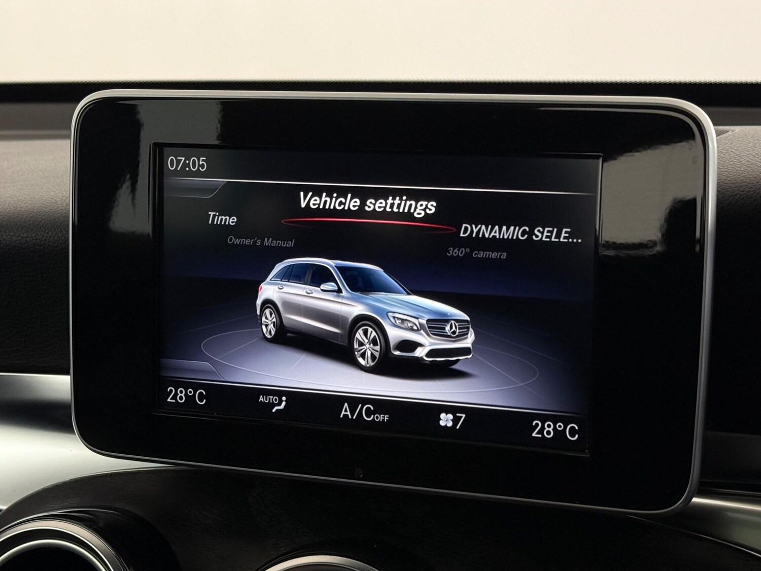 Used Mercedes-Benz GLC 2018 for sale - 77701823: Photo 31