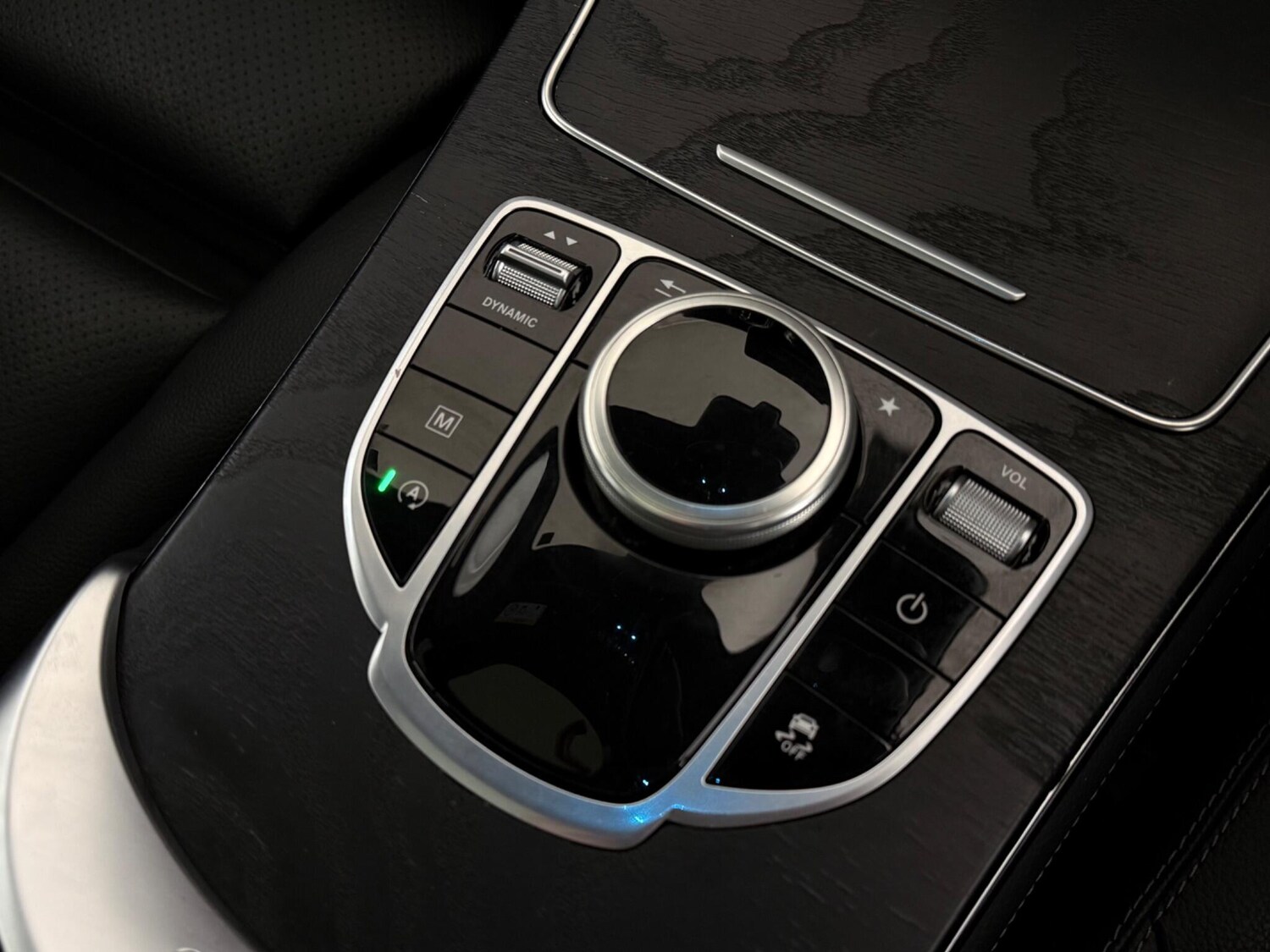 Used Mercedes-Benz GLC 2018 for sale - 77701823: Photo 33