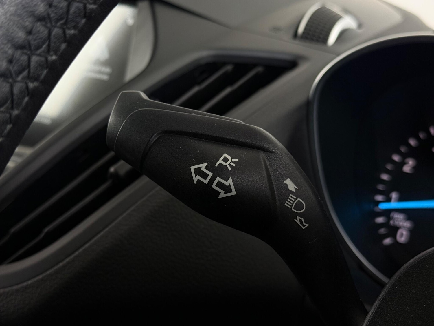 Used Ford Kuga 2018 for sale - 76993125: Photo 25