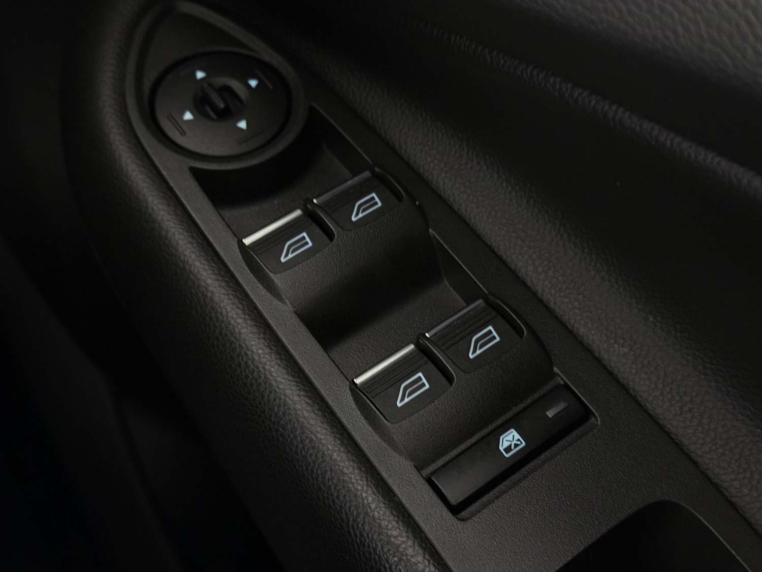 Used Ford Kuga 2018 for sale - 76993125: Photo 28