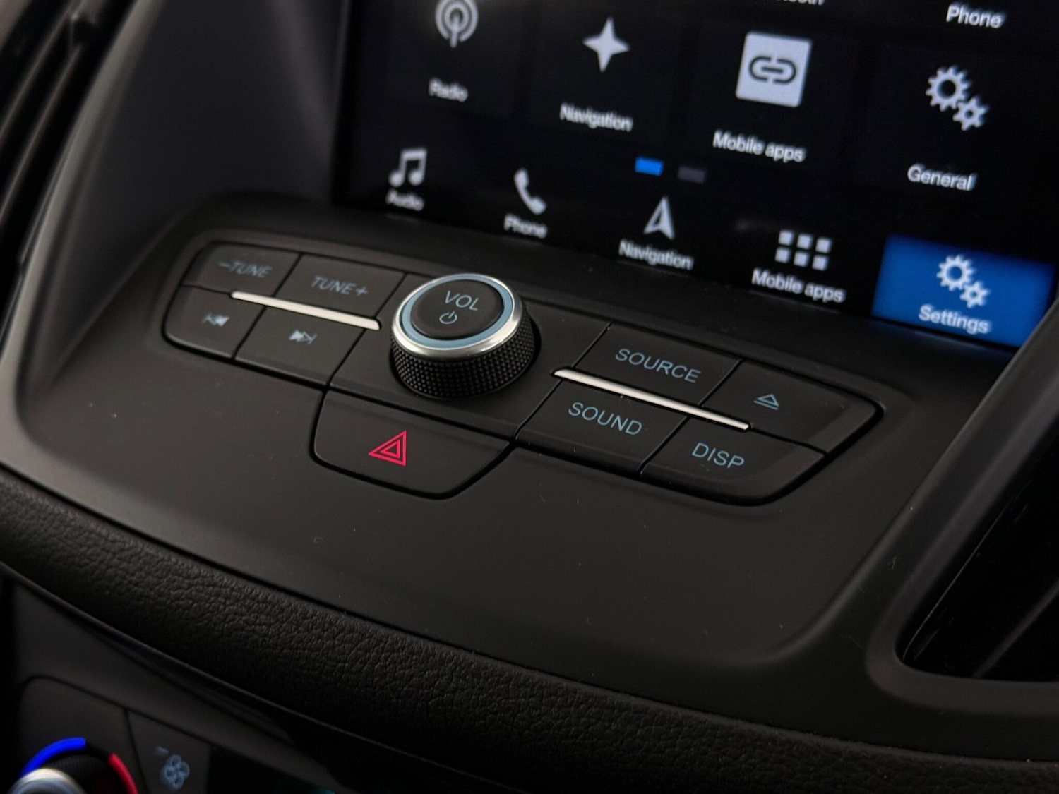 Used Ford Kuga 2018 for sale - 76993125: Photo 37