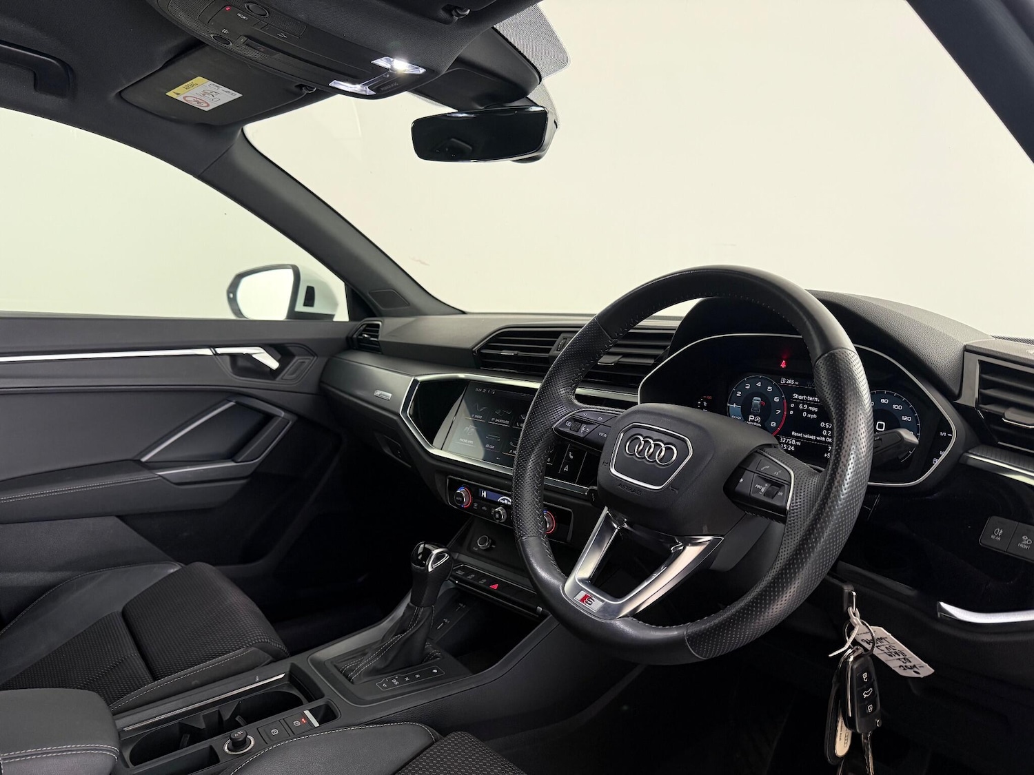 Used Audi Q3 2019 for sale - 77221675: Photo 12