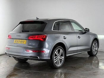 Used Audi Q5 2019 for sale - 76303894: Photo