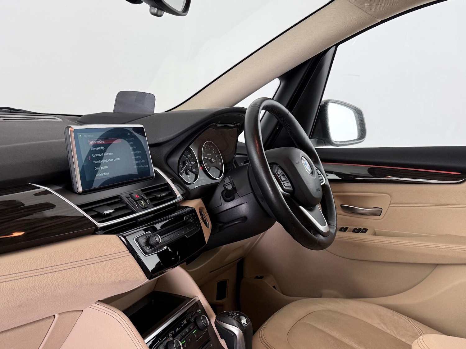 Used BMW 2 Series 2017 for sale - 76935745: Photo 17