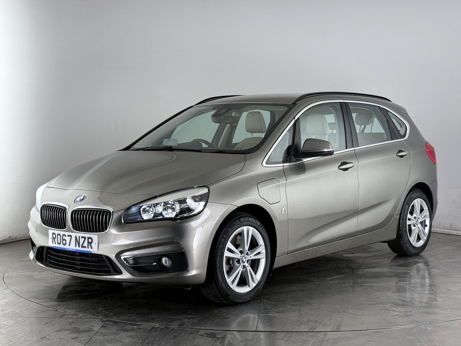 Used BMW 2 Series 2017 for sale - 76935745: Photo 3