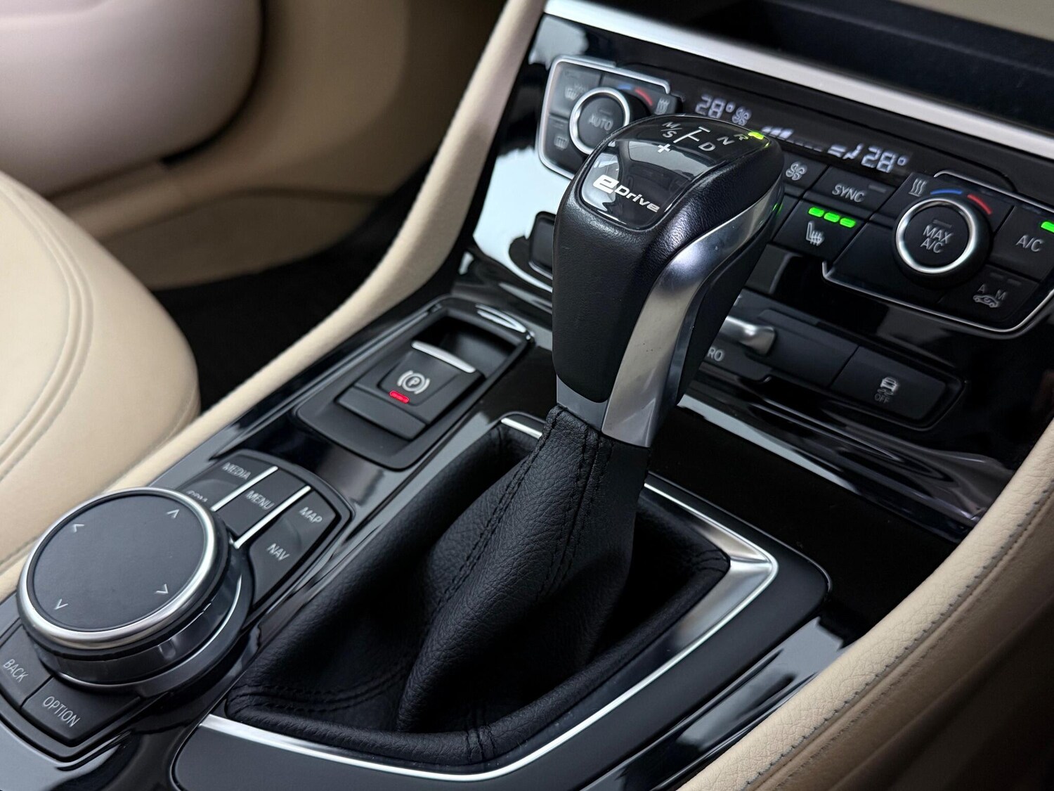 Used BMW 2 Series 2017 for sale - 76935745: Photo 39