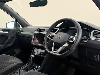 Used Volkswagen Tiguan 2021 for sale - 78797382: Photo