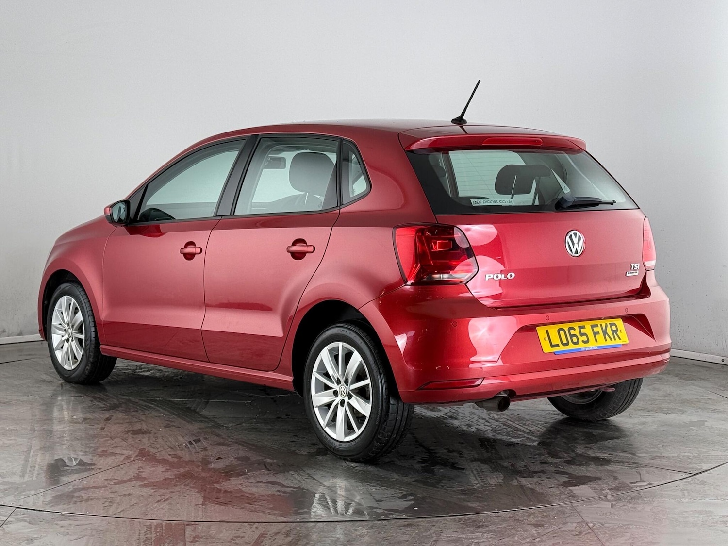 Used Volkswagen Polo 2016 for sale - 77181182: Photo 4