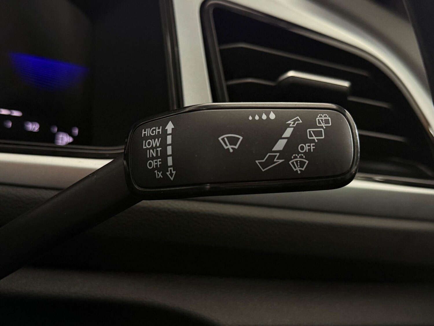 Used Volkswagen T-Roc 2022 for sale - 77371801: Photo 20