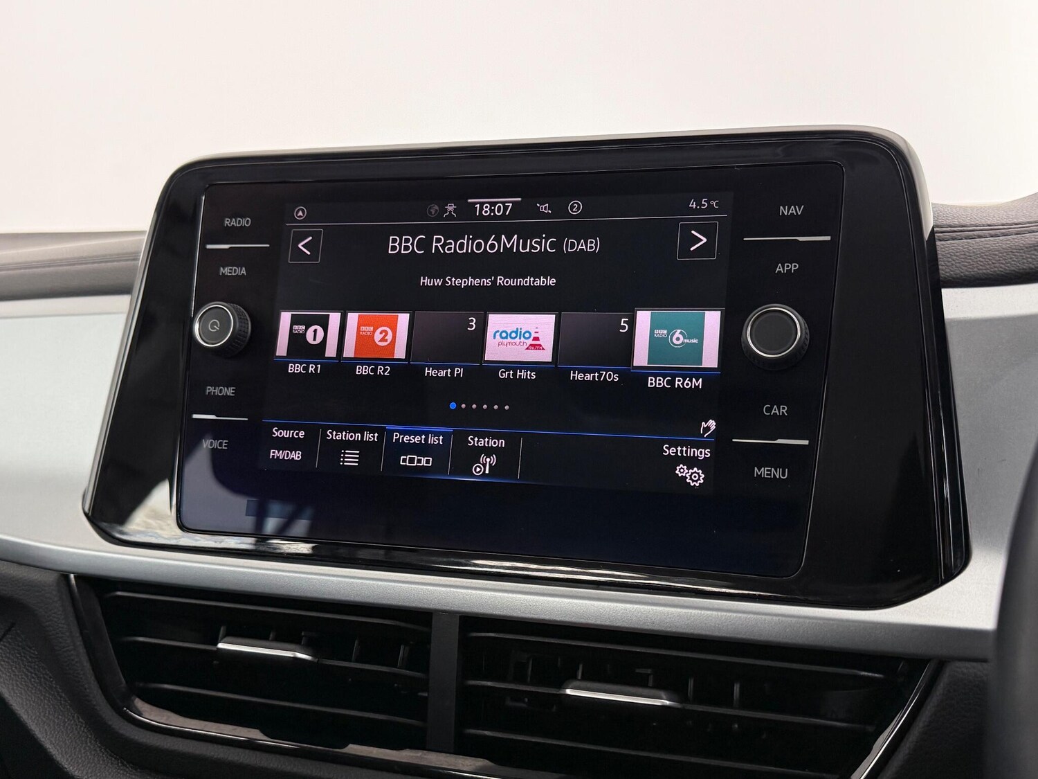 Used Volkswagen T-Roc 2022 for sale - 77371801: Photo 22