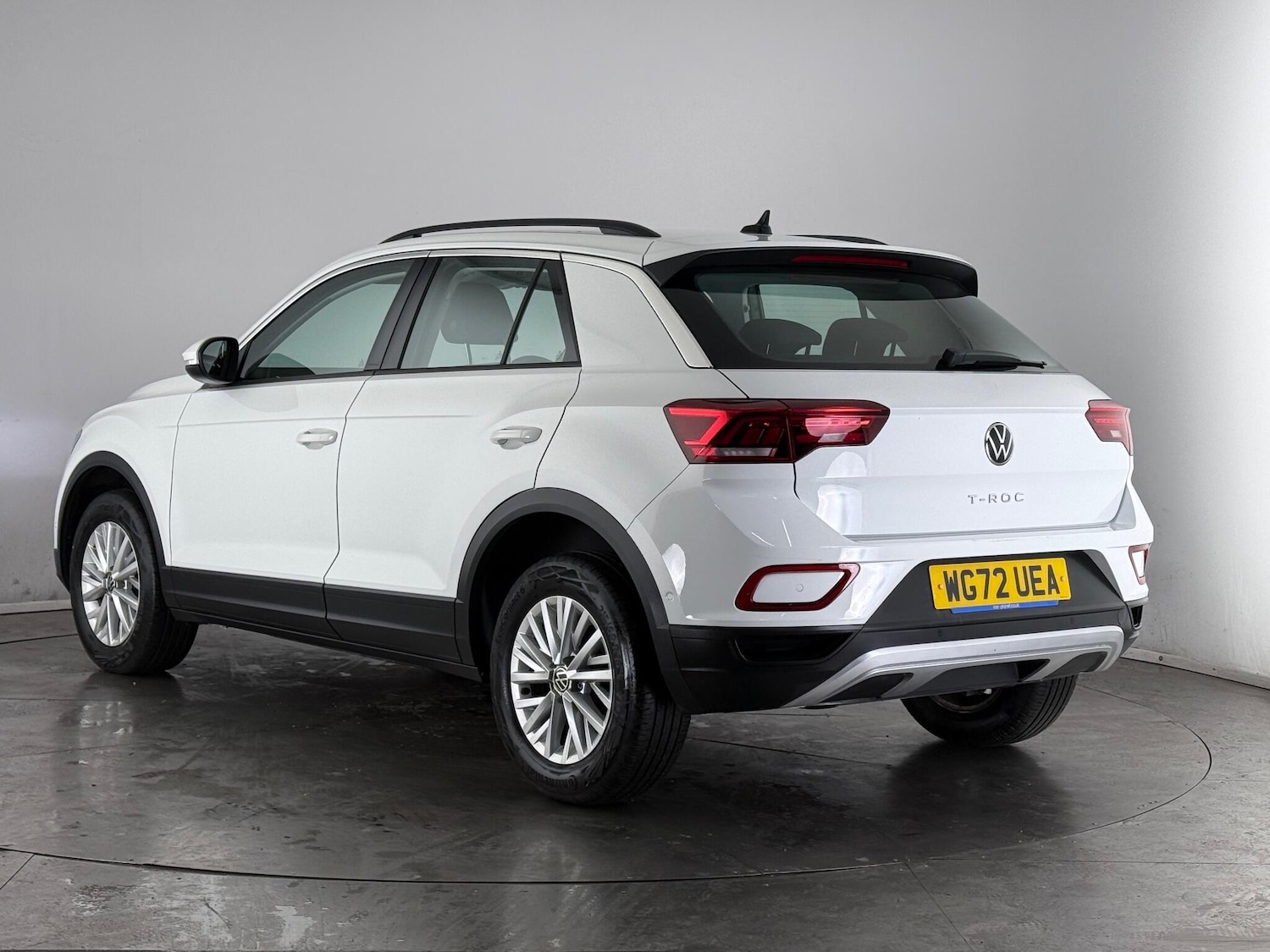 Used Volkswagen T-Roc 2022 for sale - 77371801: Photo 4
