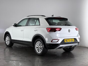 Used Volkswagen T-Roc 2022 for sale - 77371801: Photo