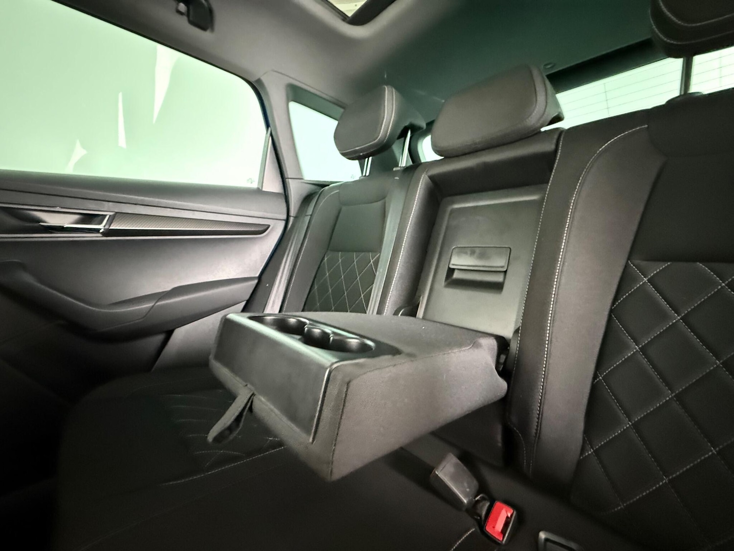 Used Skoda Karoq 2020 for sale - 77332179: Photo 12