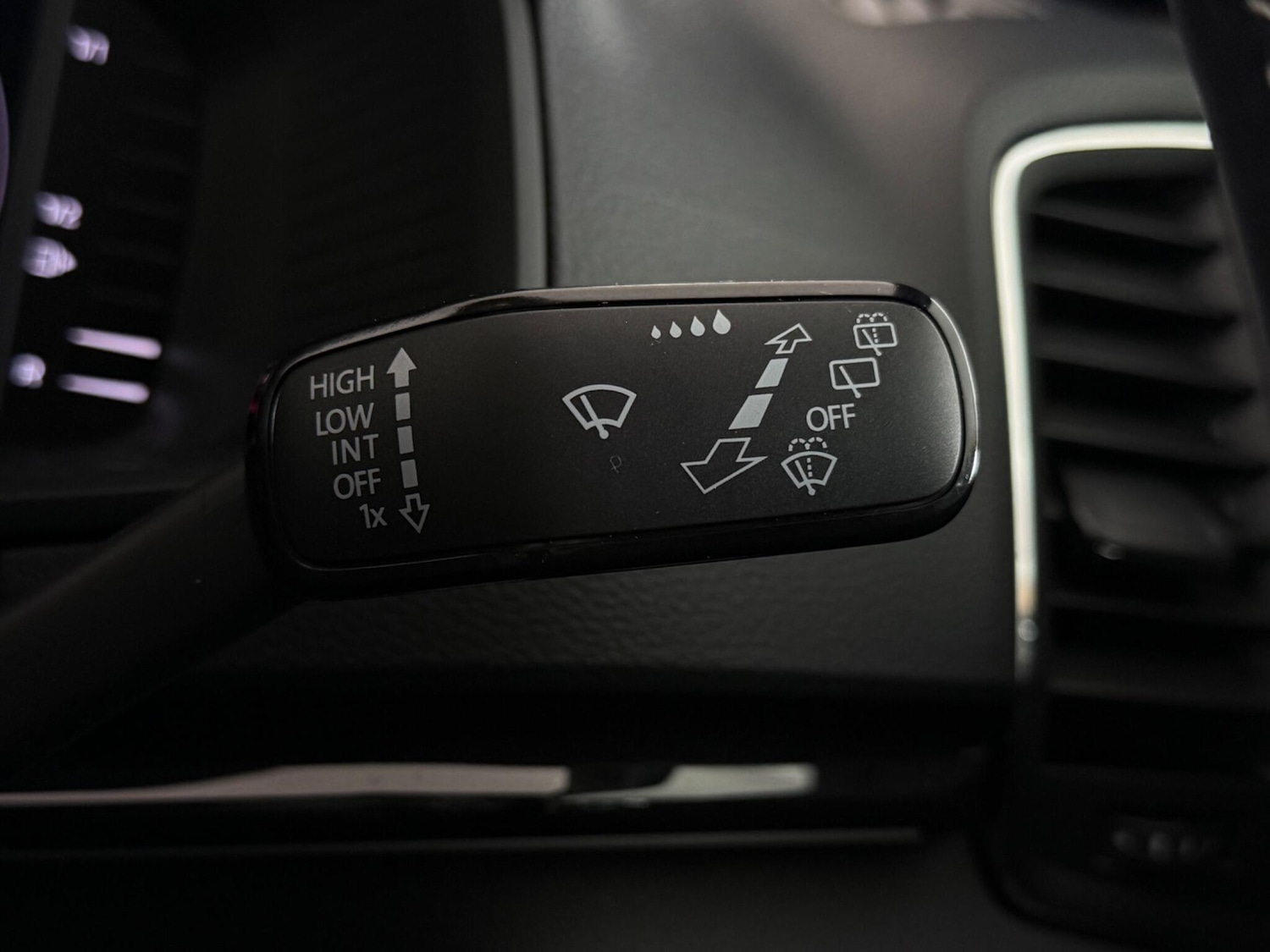 Used Skoda Karoq 2020 for sale - 77332179: Photo 20