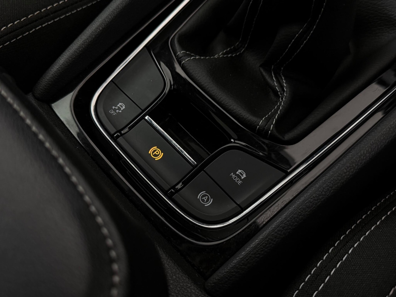 Used Skoda Karoq 2020 for sale - 77332179: Photo 28