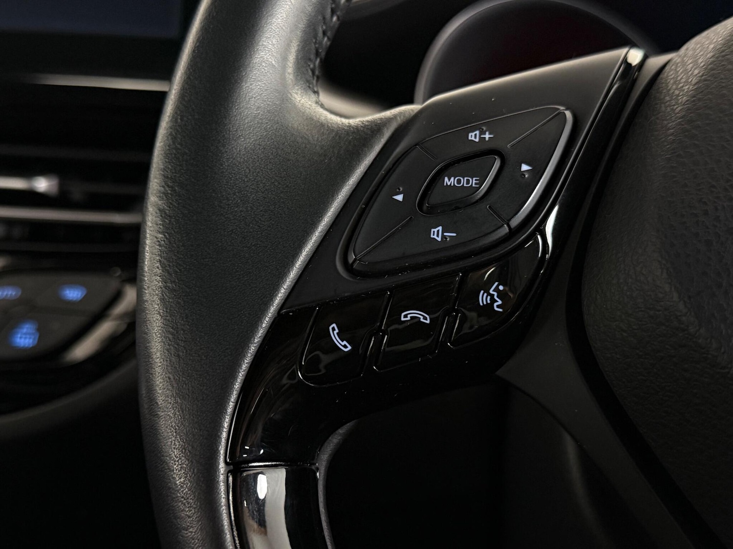 Used Toyota C-HR 2022 for sale - 77246696: Photo 18