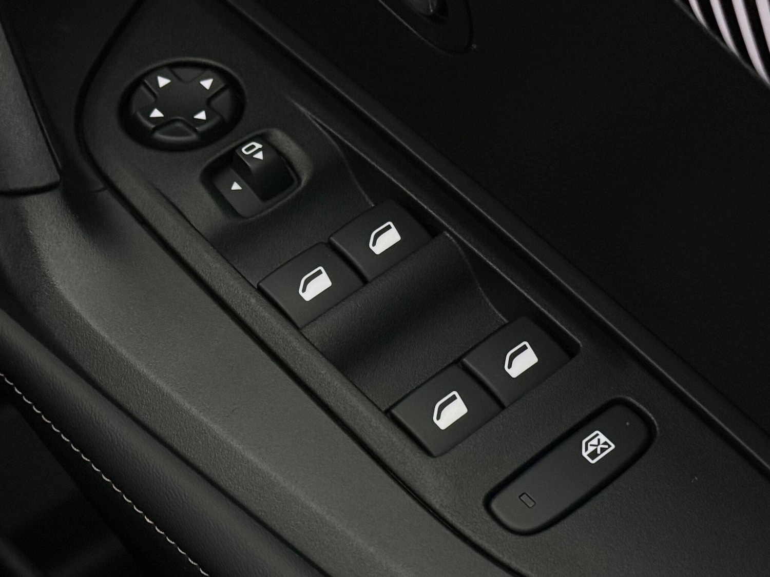 Used Peugeot 2008 2025 for sale - 77181280: Photo 34