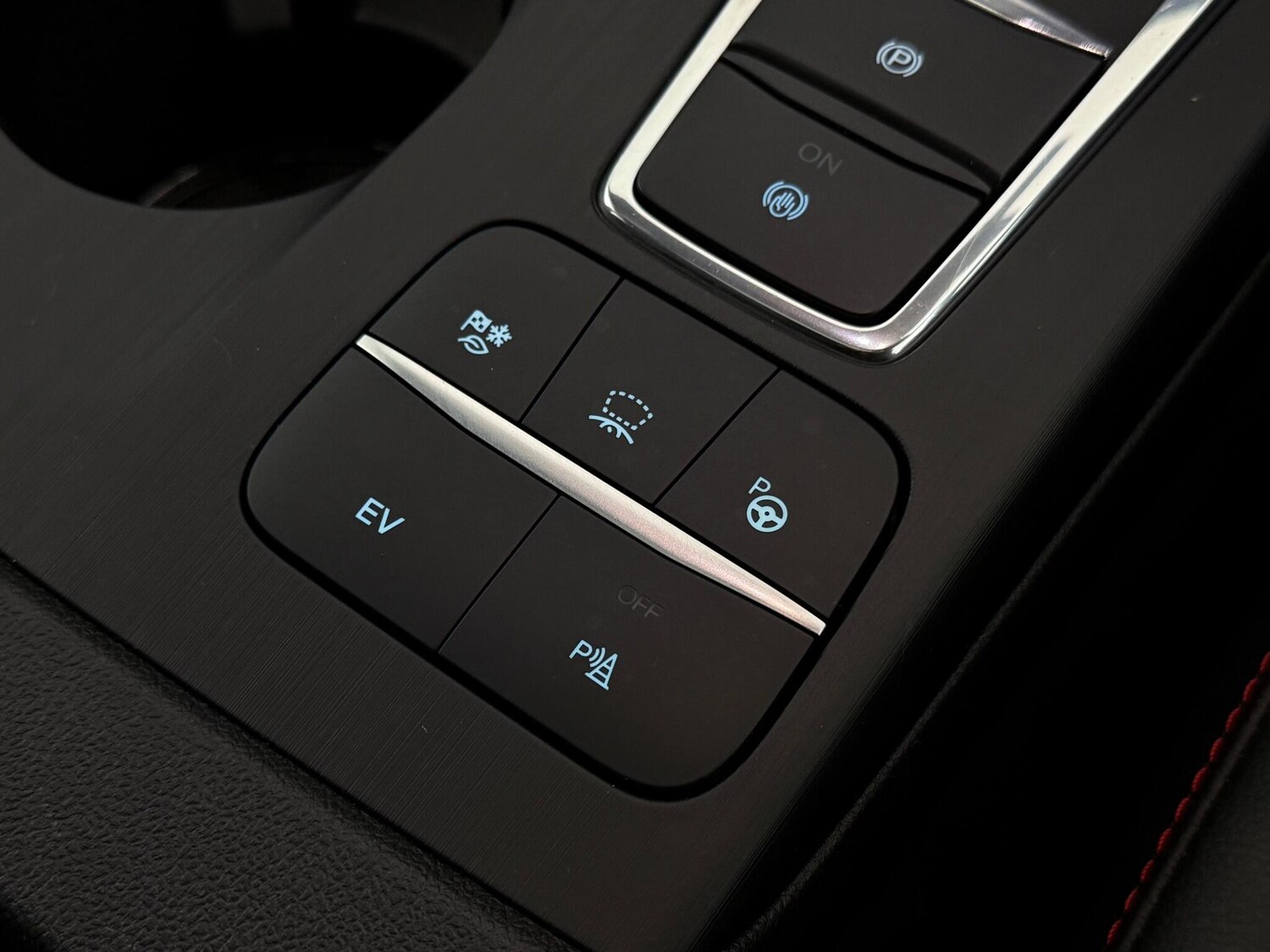 Used Ford Kuga 2023 for sale - 76468621: Photo 45