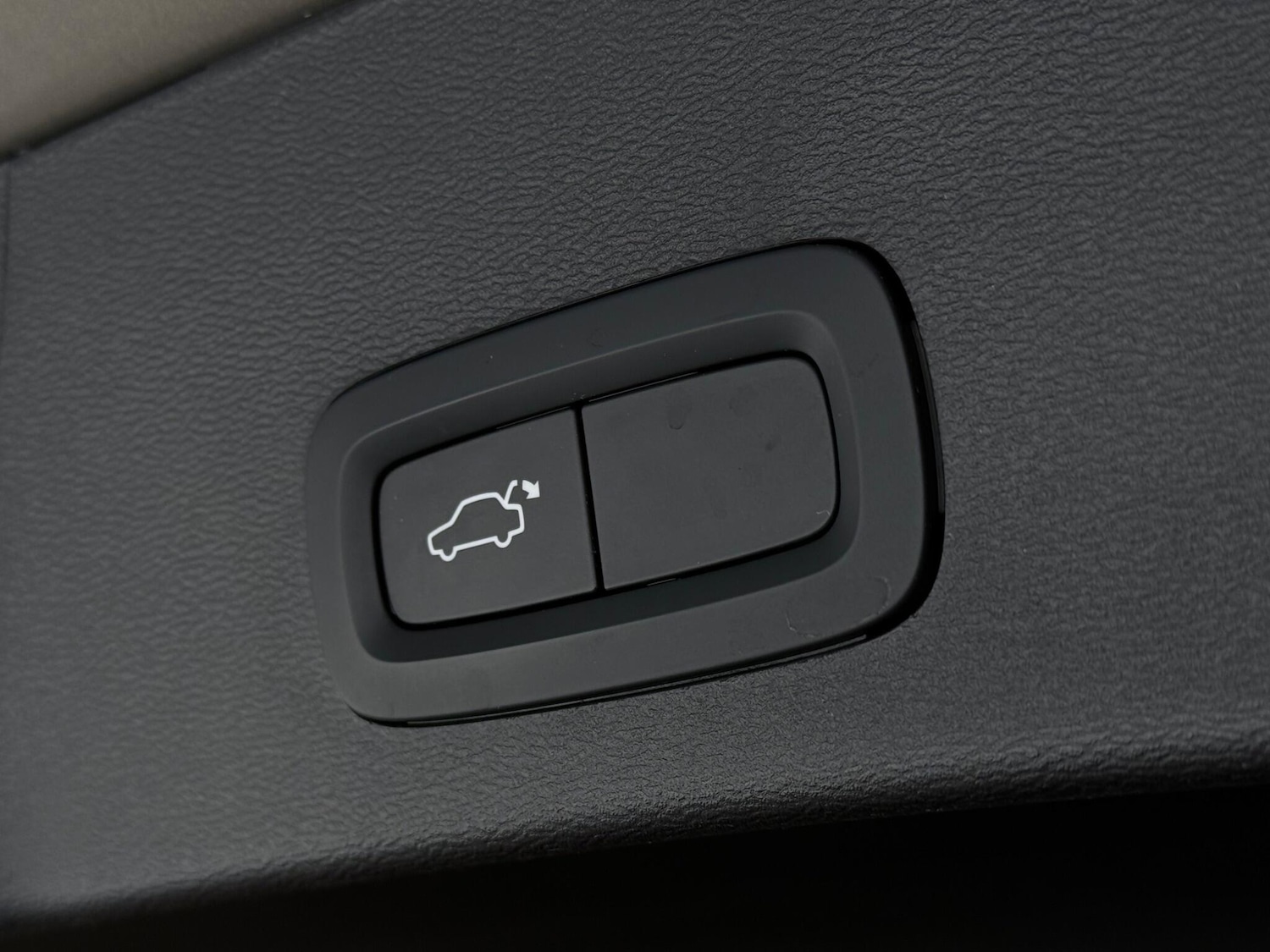 Used Volvo XC40 2022 for sale - 78087244: Photo 11