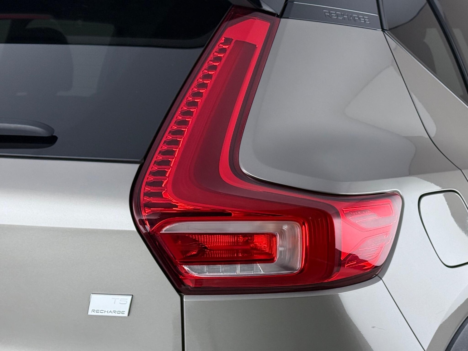 Used Volvo XC40 2022 for sale - 78087244: Photo 9