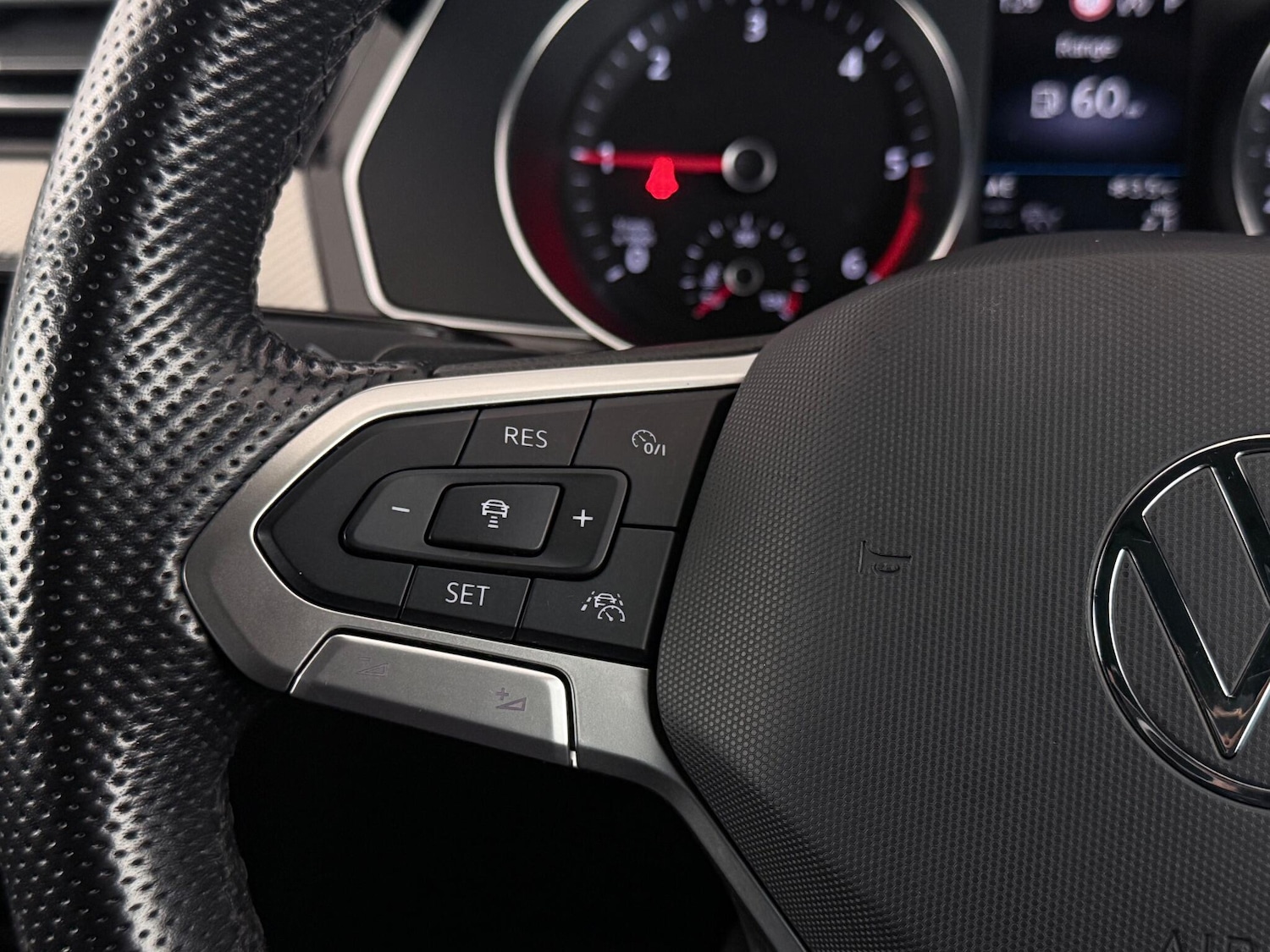 Used Volkswagen Passat 2021 for sale - 77066370: Photo 25