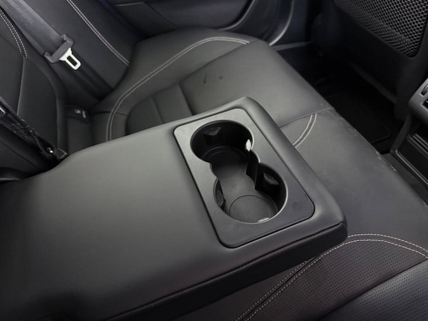 Used Jaguar XE 2021 for sale - 76279733: Photo 20