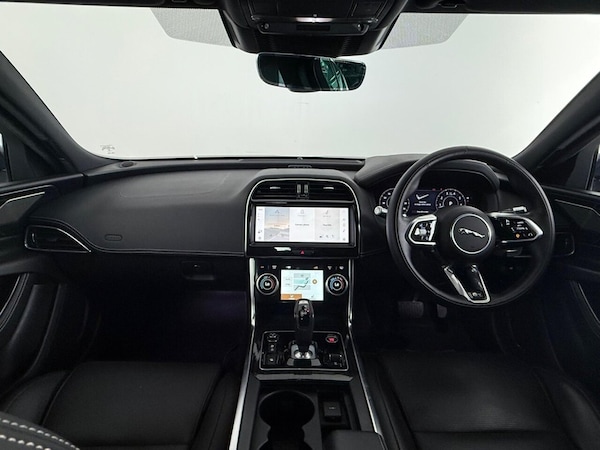 Used Jaguar XE 2021 for sale - 76279733: Photo 21