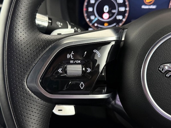 Used Jaguar XE 2021 for sale - 76279733: Photo 29