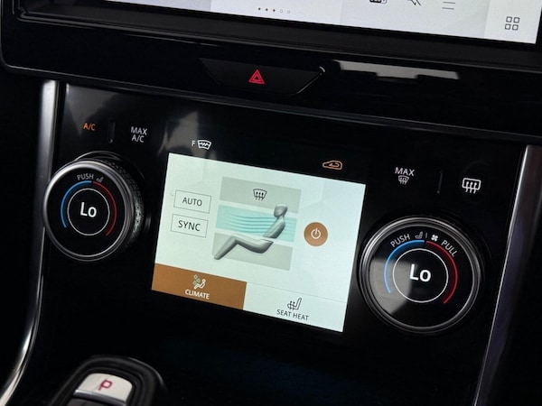 Used Jaguar XE 2021 for sale - 76279733: Photo 42