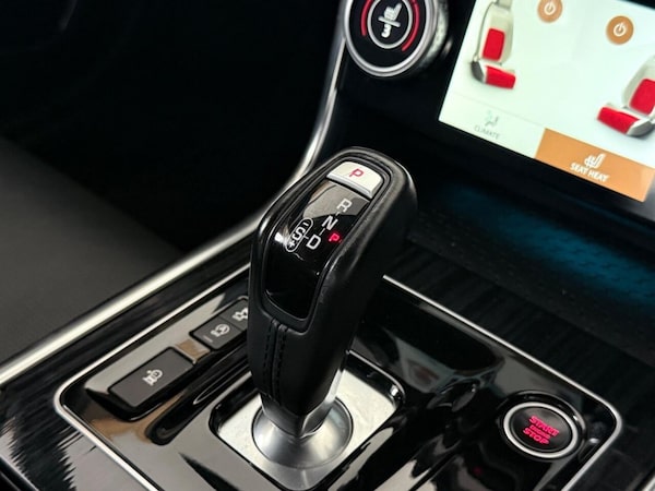 Used Jaguar XE 2021 for sale - 76279733: Photo 45