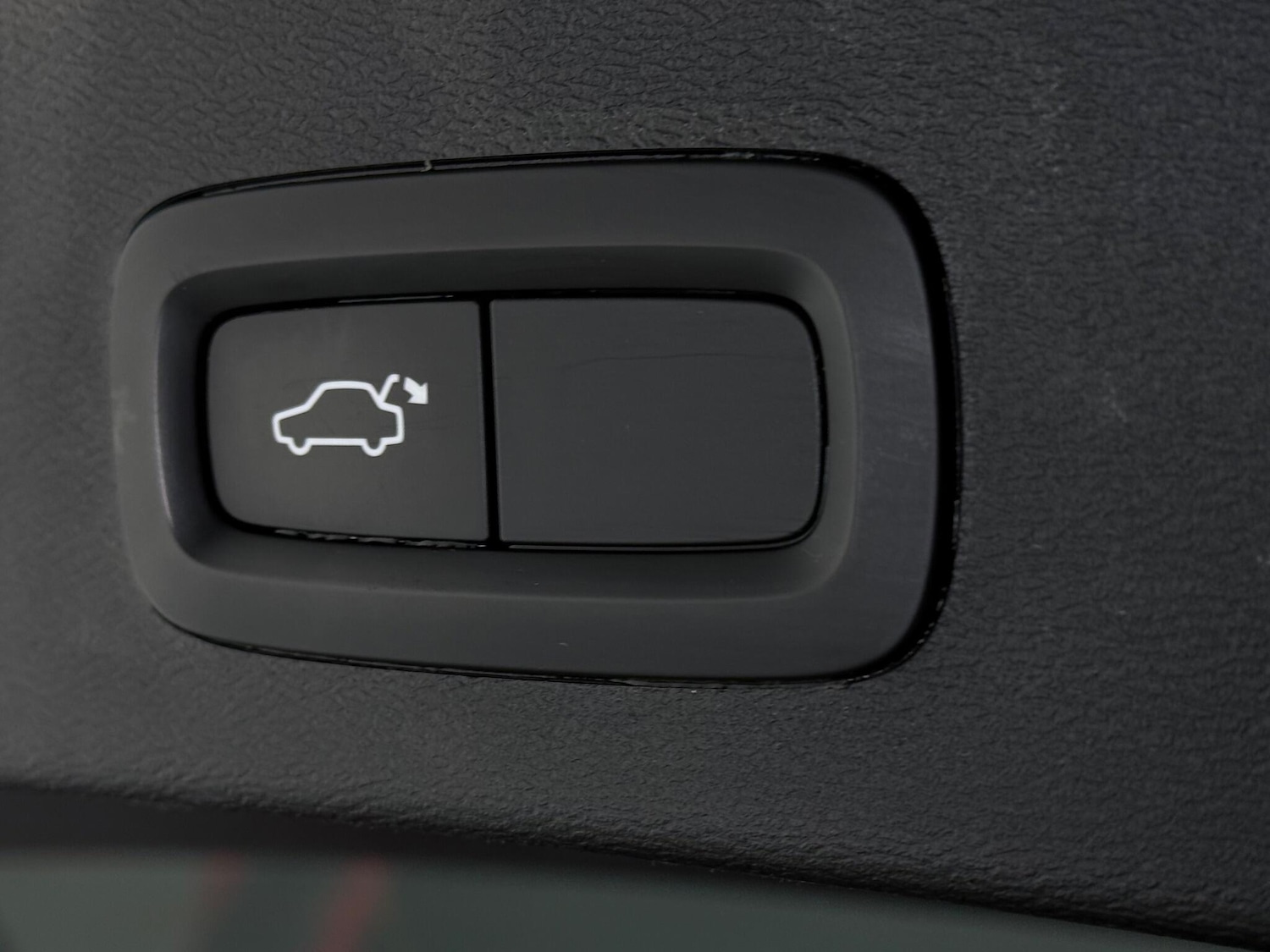 Used Volvo XC40 2019 for sale - 77259719: Photo 11